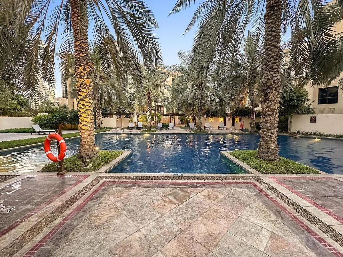 Apartment First Class 2Br Charming Old Town Retreat Dubai United Arab Emirates